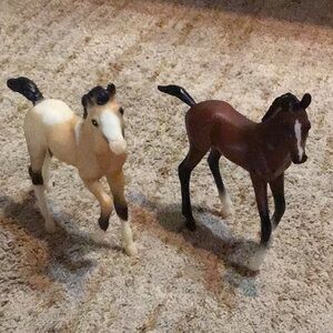 Breyer Set of 2 Miniature Horses.